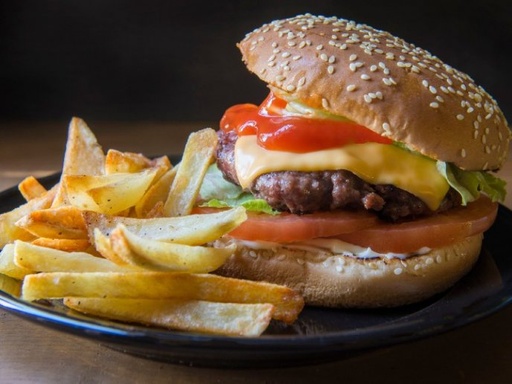 HAMBURGUESA COMPLETA